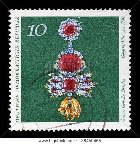ZAGREB, CROATIA - JULY 03: A stamp printed in GDR from the Art, The Grnes Gewolbe Dresden issue shows golden Fleece, circa 1971, on July 03, 2014, Zagreb, Croatia