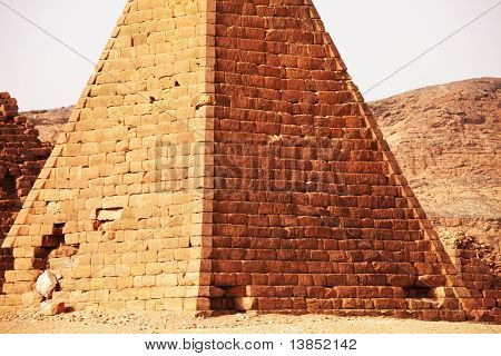Meroe Piramitler Sudan