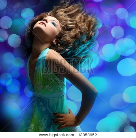 美しいダンス少女の肖像画