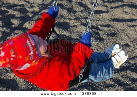 Girl_On_Swing