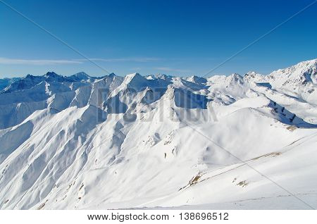 Endless snowy peaks seen from Serfaus ski resort