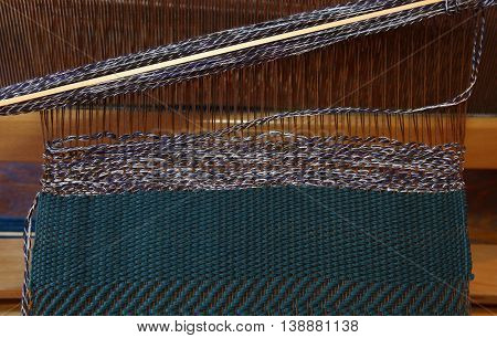 Loom weaving