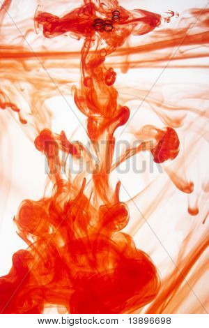 Tinta roja, mezcla con agua