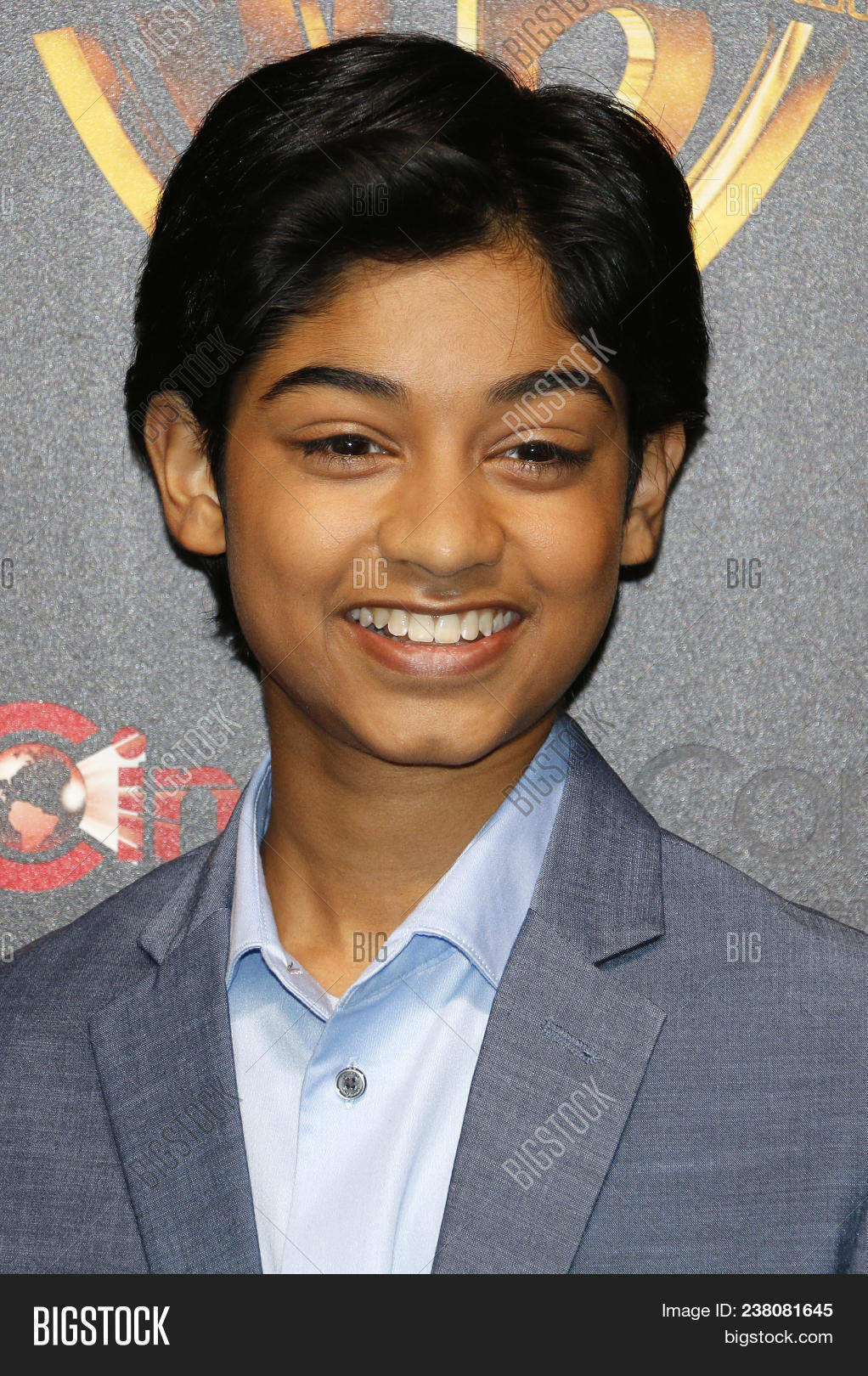 роэн чанд маугли. роэн чанд с длинными волосами. роэн чанд джуманджи. роэн чанд сейчас. роэн чанд с длинными волосами.