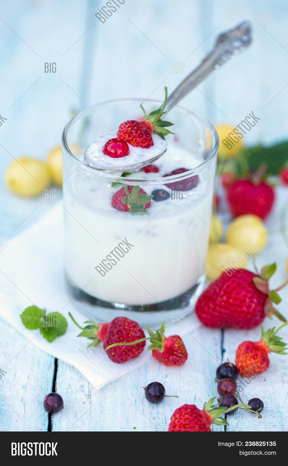 Yoghurt Chia Seeds Image & Photo (Free Trial) | Bigstock