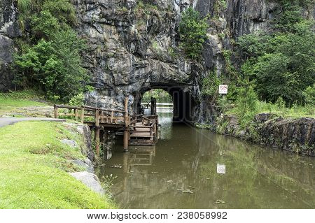 Tangua Grotto Stones Curitiba Brazil Wooden Walkway Grass