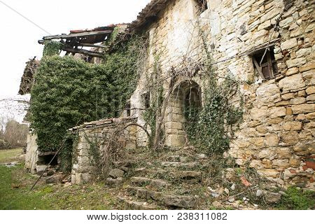 Abandoned Old Village Called Slapnik In Goriška Brda