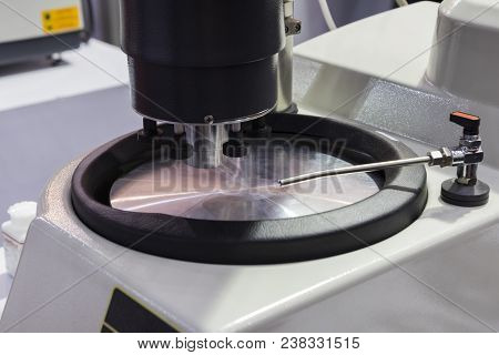 Automatic Polishing Machine For Preparation Microstructure Testpiece