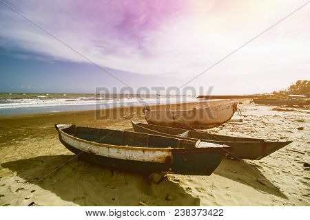 Traditional Fishing Boat, Wooden Boat, Wooden Canoe, Beach Landscape