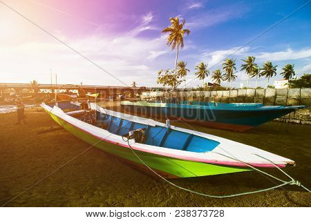 Traditional Fishing Boat, Wooden Boat, Wooden Canoe, Beach Landscape