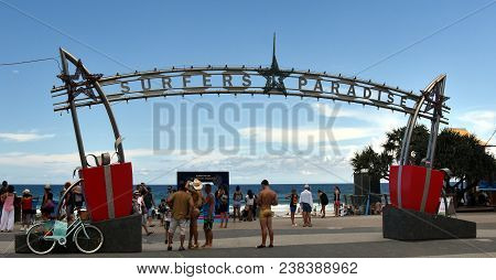 Surfers Paradise, Australia - Dec 27, 2017. Entrance Sign At Surfers Paradise On Cavill Ave, The Gol