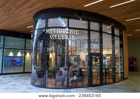 Bracknell, England - April 30, 2018: People Inside Patisserie Valerie Located In Bracknell, England.