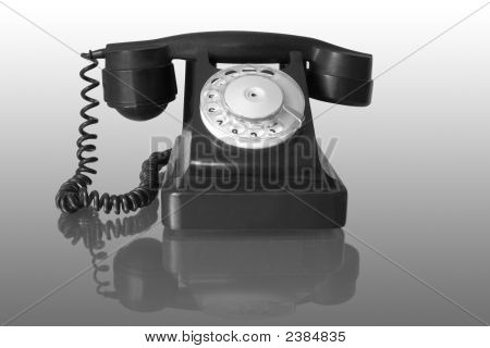 Ročník černý telefon