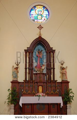 Altare all'interno della cattedrale