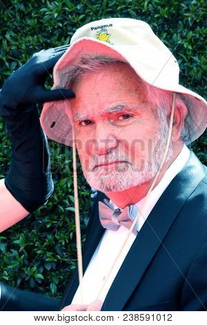 LOS ANGELES - APR 29:  Laurette McCook, John McCook at the 45th Daytime Emmy Awards at the Pasadena Civic Auditorium on April 29, 2018 in Pasadena, CA