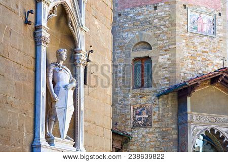Landscapes, Architectures And Art Of The City Of Florence