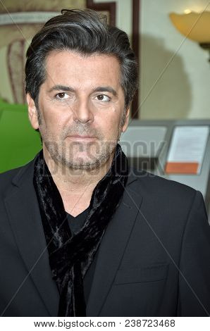 City Of Irkutsk, Russia, 14.10.2011 Year. Thomas Anders Gives An Interview To A Local Magazine. Clos