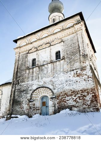 Shabby Building Of Tikhvinsky Temple (emple Of Tikhvin Icon Of The Mother Of God) In Suzdal Town In 