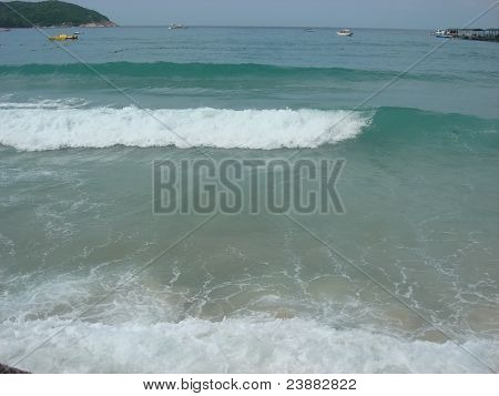 Sea wave