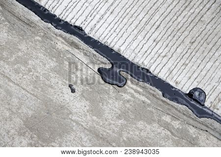 Asphalt Crack Filler, Driveway Asphalt Crack Repair, Cold Liquid, Joint Sealant Joint Seal, Concrete