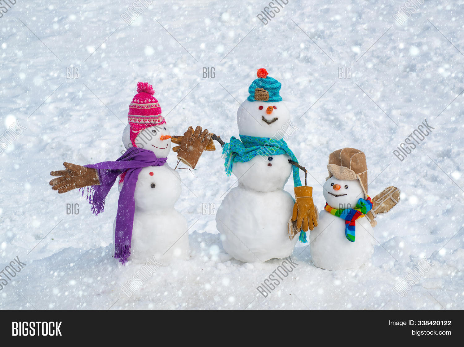 Cute Snowman Hat Scarf Image Photo Free Trial Bigstock Christmas crafts merry christmas christmas decorations holiday decor. cute snowman hat scarf image photo