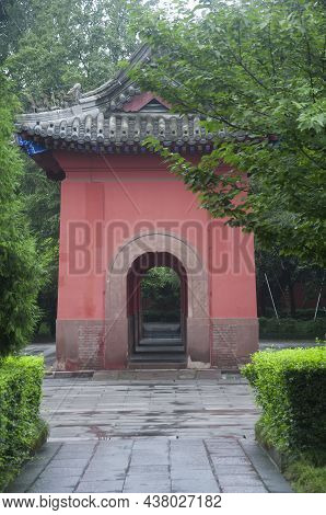 The Landmark Tablet Pavilion Within The Liu Xiang Tomb Scenic Area In Chengdu China On An Overcast D