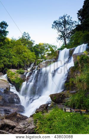 Mae Klang Waterfall