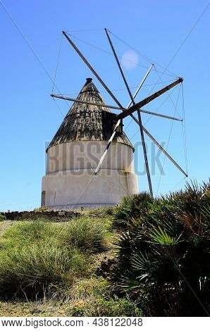 Old Mills To Process Wheat In Spain.