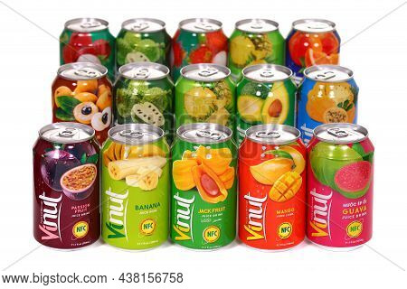 Novyy Urengoy, Russia - July 4, 2021: Bunch Of The Vinut Juice Drink Aluminium Cans Isolated Over Wh