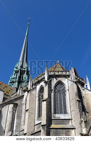 Sainte bÃ?ÃÂ©nigne cathedral in Dijon France