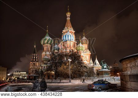 A Splended View Of St. Basil's Cathedral At Christmas Illuminated In Winter Moscow: Moscow, Russia -