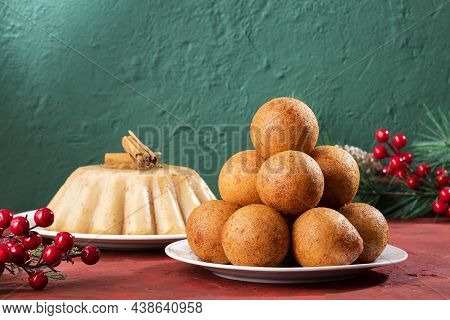 Buñuelo And Natilla Colombian Cuisine - Christmas Tradition