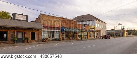 Logansport, Louisiana, Usa - October 17, 2021: The Old Business Distric Along U.s. Highway 84.