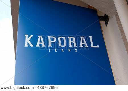 Bordeaux , Aquitaine France - 10 25 2021 : Kaporal Jeans Sign Logo And Brand Text On Facade Shop Of 