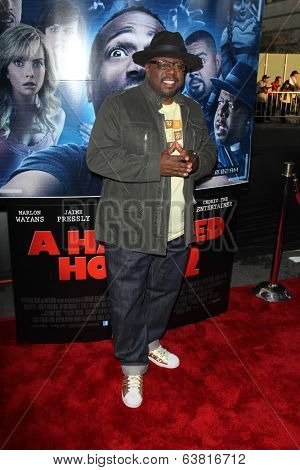 LOS ANGELES - APR 16:  Cedric The Entertainer at the 