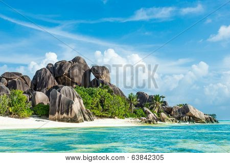Anse Sous d'Argent beach with granite boulders and turquoise sea