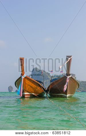Phi Phi Island - Traditional longtail boat in Loh Dalum Bay, Thailand