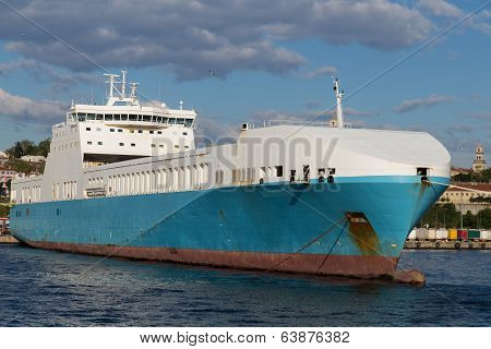 Roro Ship