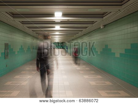 Walking commuters