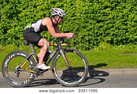 Female triathlete on Cycling stage