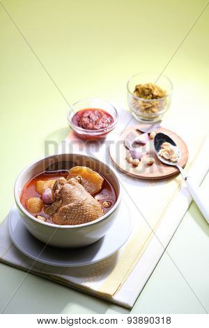 chicken mussaman curry