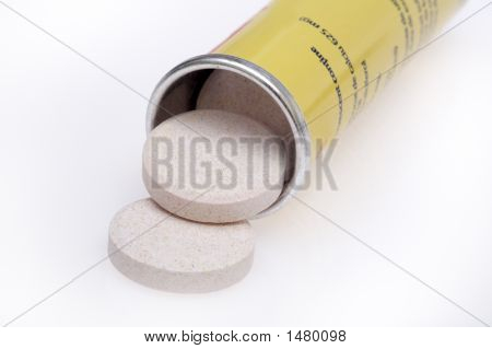 Vial With Effervescent Tablets