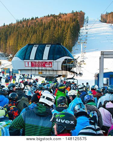 Crowded Ski Resort, Bukovel