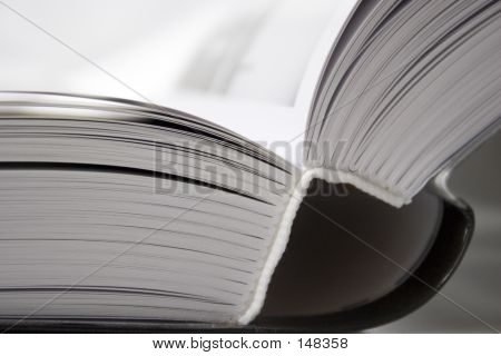 Libro aperto