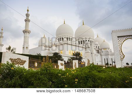 The Shaikh Zayed Mosque