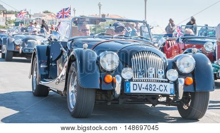Parade Of Beautiful Old English Cars