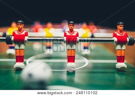 table football soccer game players (kicker)