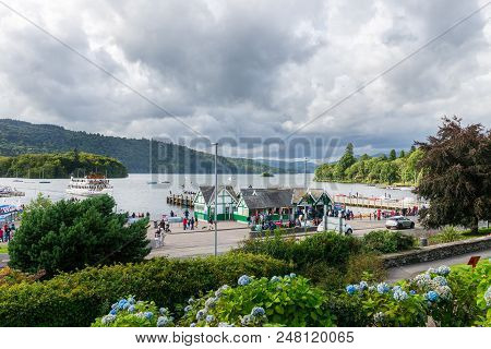 Banks Of Windermere In Lake District, England, Uk