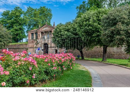Lucca, Italy, May 29, 2018: Porta San Pietro. Designed By Alessandro Resta In 1565, It Is A Gateway 