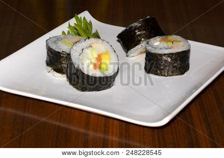 Futo Maki Sushi Fresh